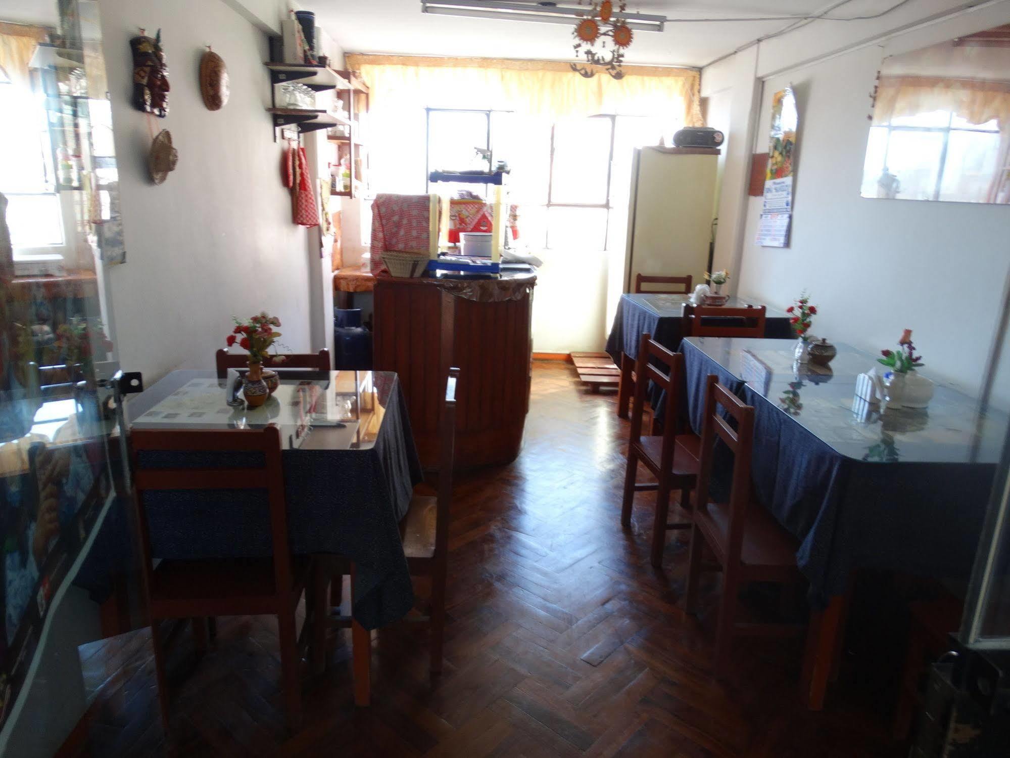 Presidente Inn Пуно Екстериор снимка