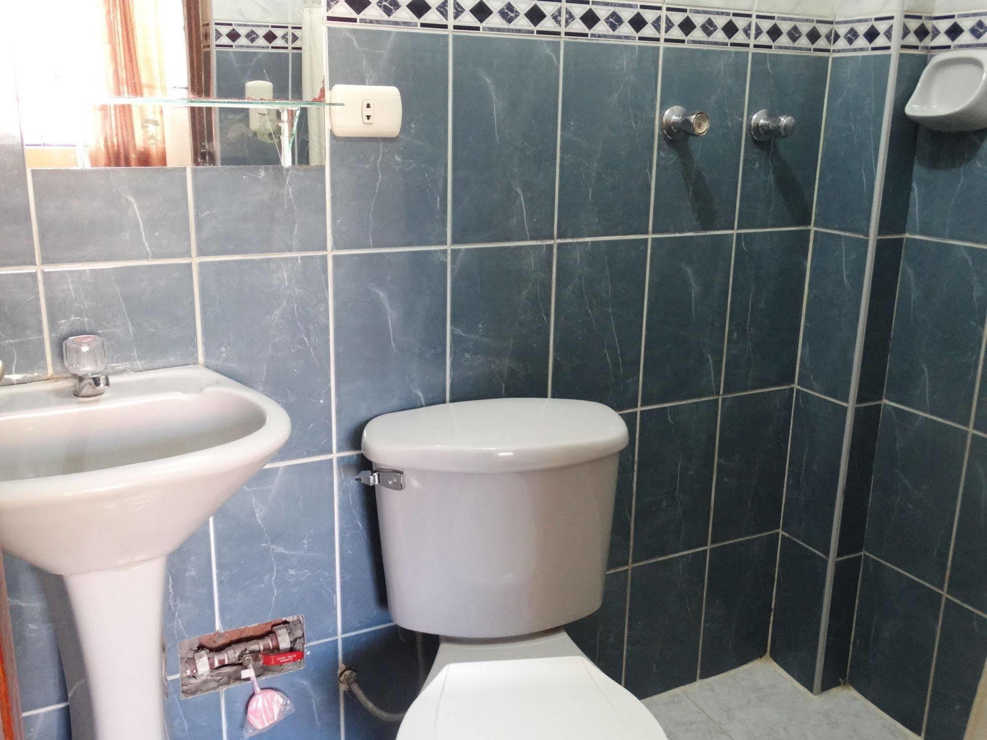 Presidente Inn Пуно Екстериор снимка