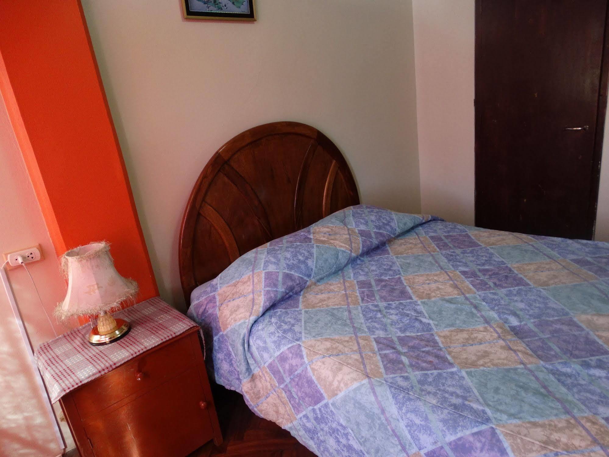 Presidente Inn Пуно Екстериор снимка